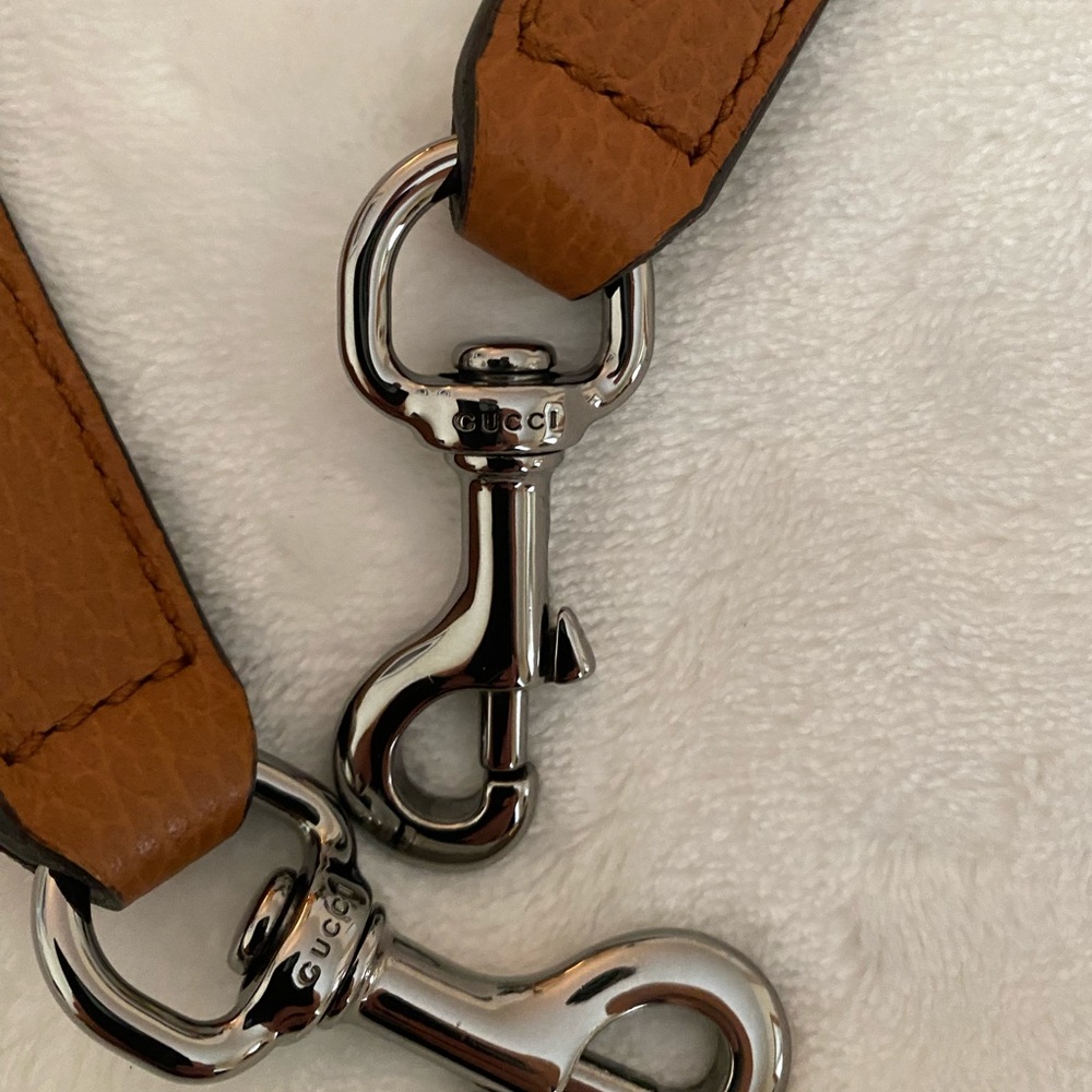 Gucci Authentic bag strap. Caramel approx 52 inches including hooks 1 inch wide